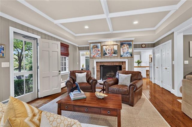 1242 N Bay Shore DR, Virginia Beach, VA 23451