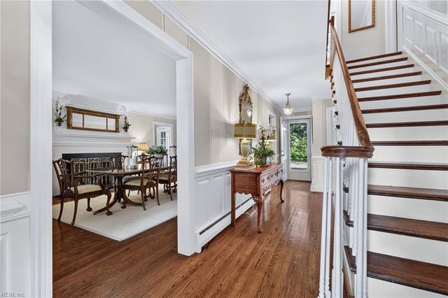 1242 N Bay Shore DR, Virginia Beach, VA 23451