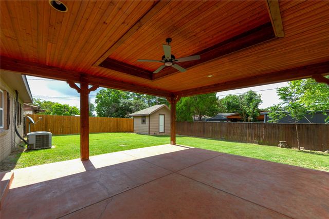 2710 Anderson Street, Irving, TX 75062