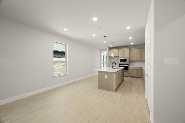 2841 Livestock, Midlothian, TX 76065