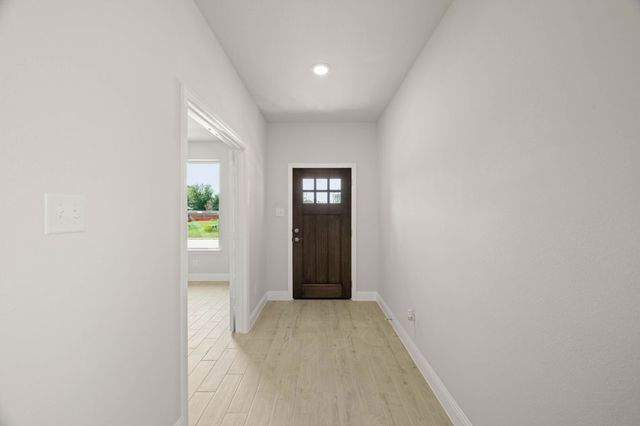 2841 Livestock, Midlothian, TX 76065