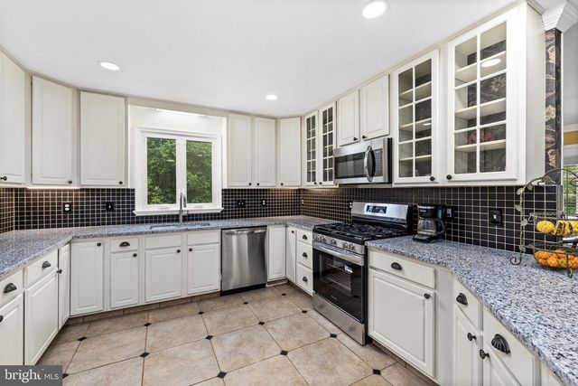 5 APPALOOSA DR, Spotsylvania, VA 22551