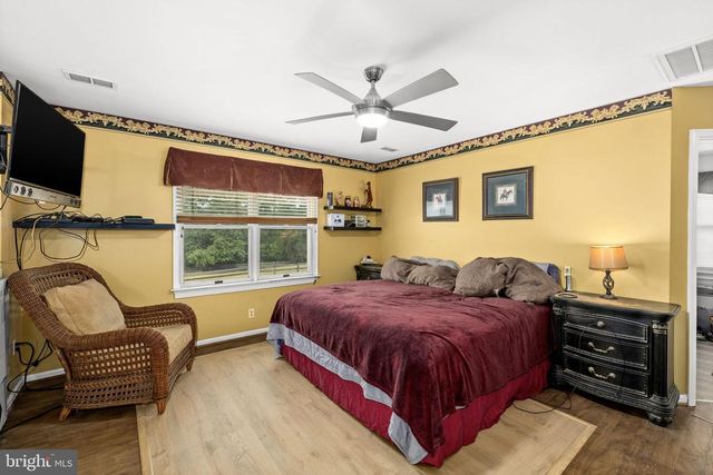 5 APPALOOSA DR, Spotsylvania, VA 22551