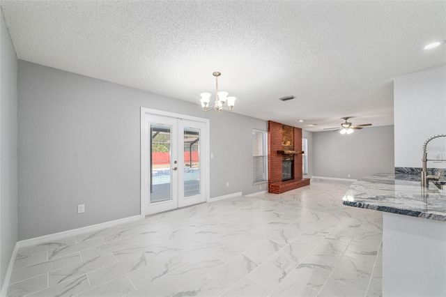 5041 NE 4TH STREET, Ocala, FL 34470