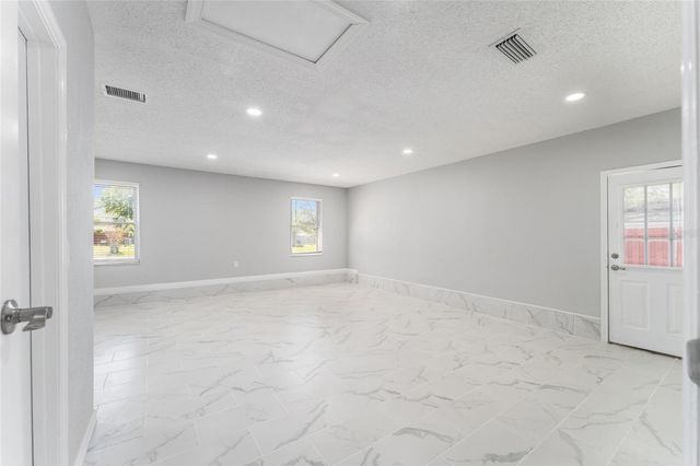 5041 NE 4TH STREET, Ocala, FL 34470