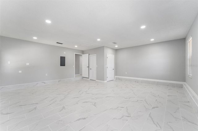 5041 NE 4TH STREET, Ocala, FL 34470