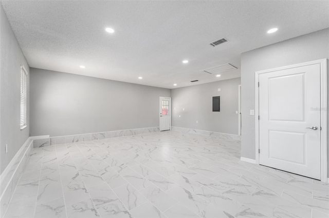 5041 NE 4TH STREET, Ocala, FL 34470