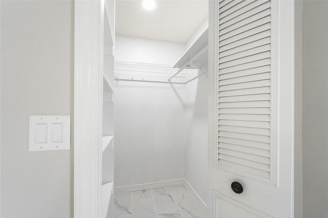 5041 NE 4TH STREET, Ocala, FL 34470