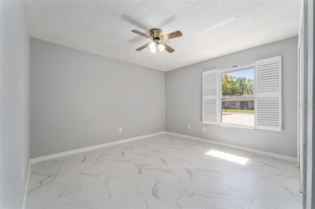 5041 NE 4TH STREET, Ocala, FL 34470