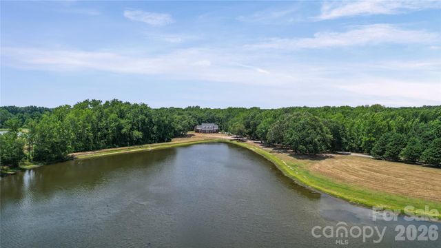 5453 White Plains Church Road, Pageland, SC 29728