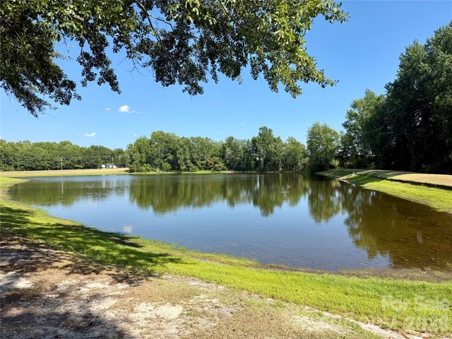 5453 White Plains Church Road, Pageland, SC 29728