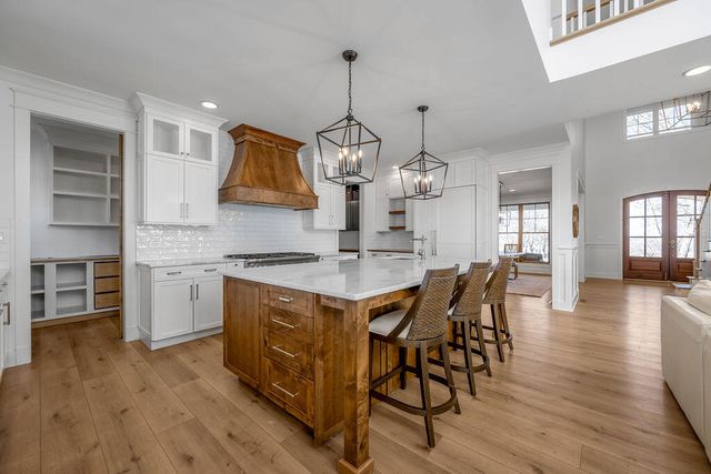 3288 Delong Road, Lexington, KY 40515