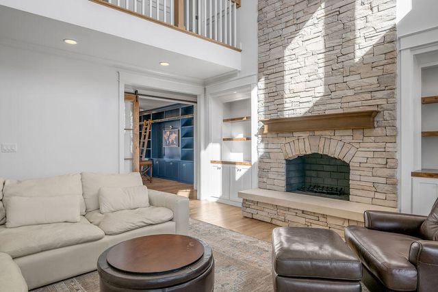 3288 Delong Road, Lexington, KY 40515