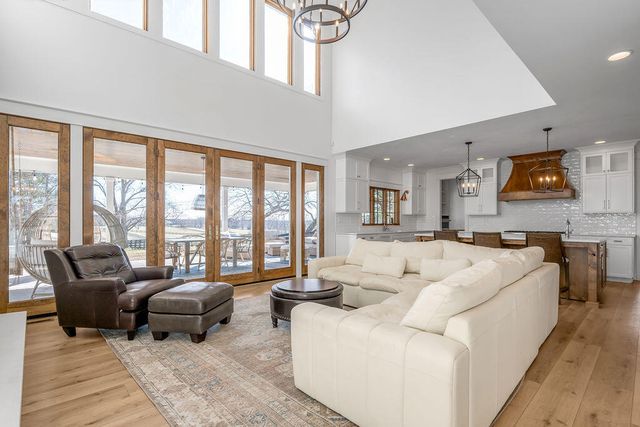 3288 Delong Road, Lexington, KY 40515