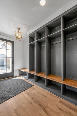 3288 Delong Road, Lexington, KY 40515