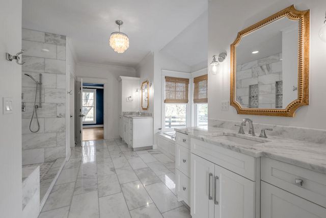 3288 Delong Road, Lexington, KY 40515