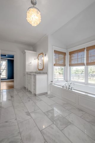 3288 Delong Road, Lexington, KY 40515