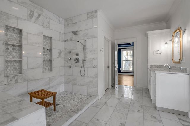 3288 Delong Road, Lexington, KY 40515