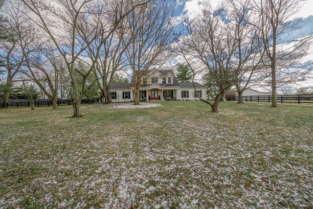 3288 Delong Road, Lexington, KY 40515