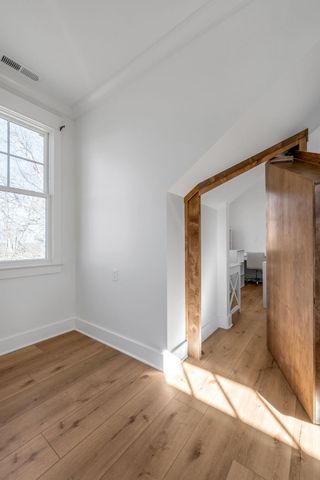 3288 Delong Road, Lexington, KY 40515