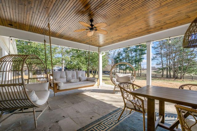 3288 Delong Road, Lexington, KY 40515