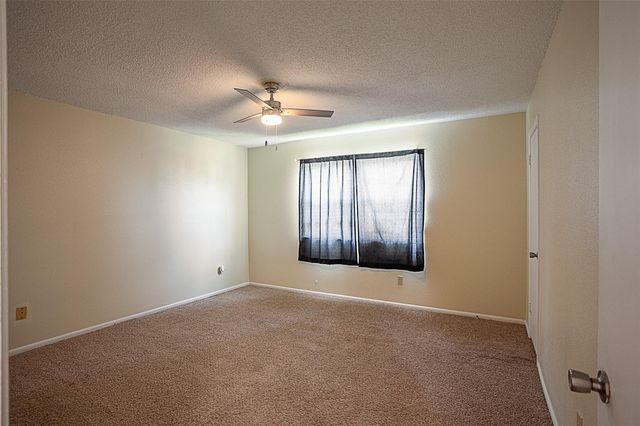 4150 Crow Road 10, Beaumont, TX 77706