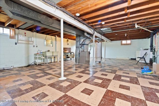 201 W Graham, Lansing, MI 48910