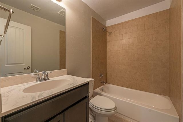 7345 NW 148th Street, Oklahoma City, OK 73142