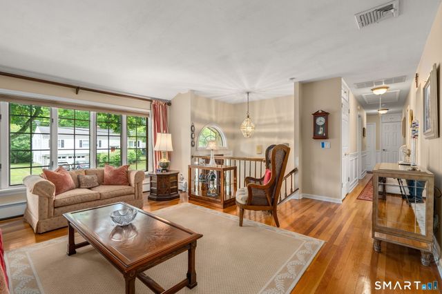 208 Sigwin Drive, Fairfield, CT 06824