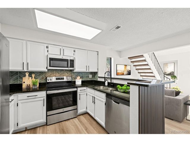 830 S Vance St E, Denver, CO 80226