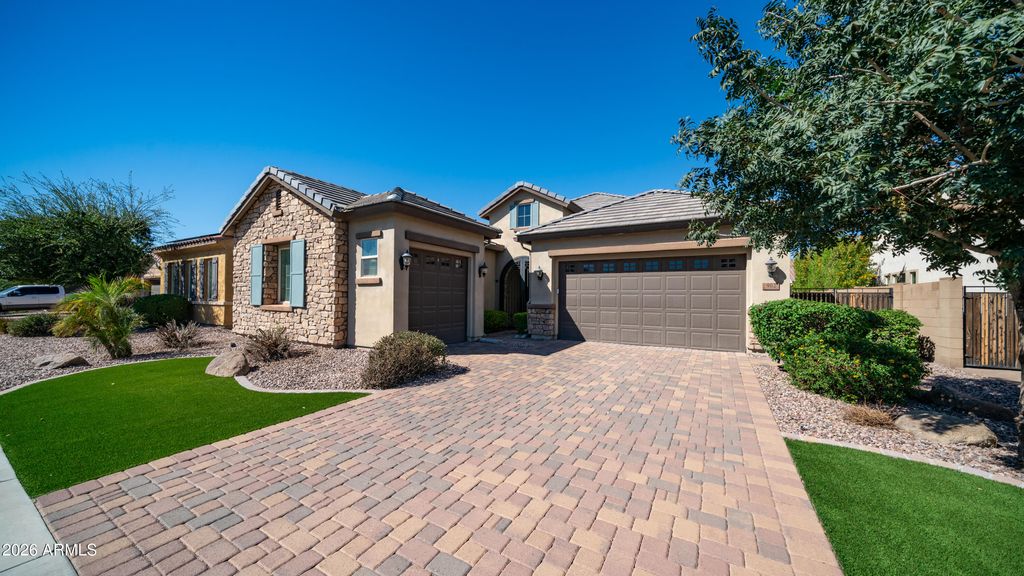 902 E HORSESHOE Place, Chandler, AZ 85249 — photo 3