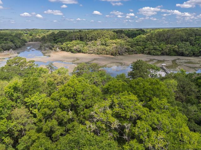 8362 Chisolm Plantation Road, Edisto Island, SC 29438