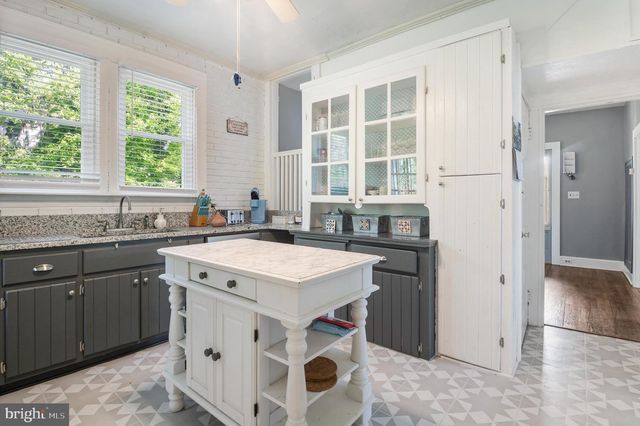 202 S ATHOL AVE, Baltimore, MD 21229