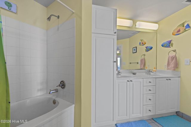 100 Olde Towne Yacht Clb Drive U212 + A07 Slip, Beaufort, NC 28516