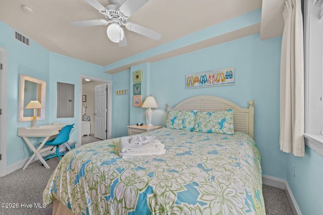 100 Olde Towne Yacht Clb Drive U212 + A07 Slip, Beaufort, NC 28516