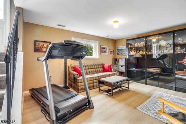 85 Winston Dr, Franklin Twp., NJ 08873