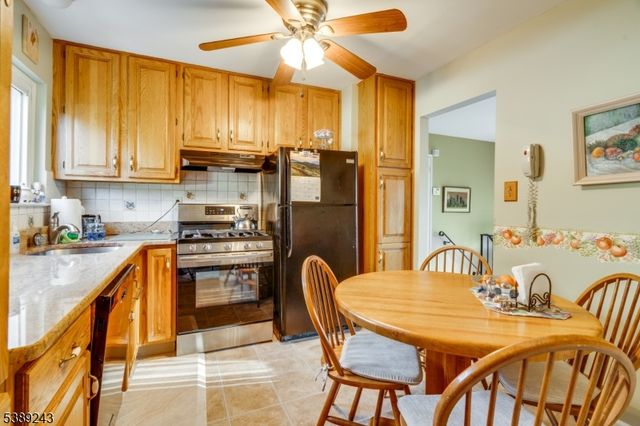 85 Winston Dr, Franklin Twp., NJ 08873