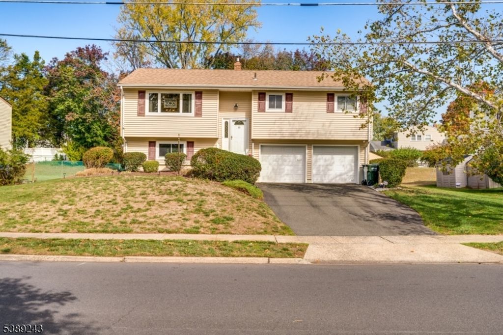 85 Winston Dr, Franklin Twp., NJ 08873