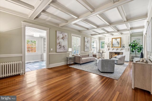 5 CHEVY CHASE CIR, Chevy Chase, MD 20815