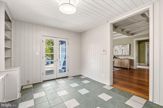 5 CHEVY CHASE CIR, Chevy Chase, MD 20815