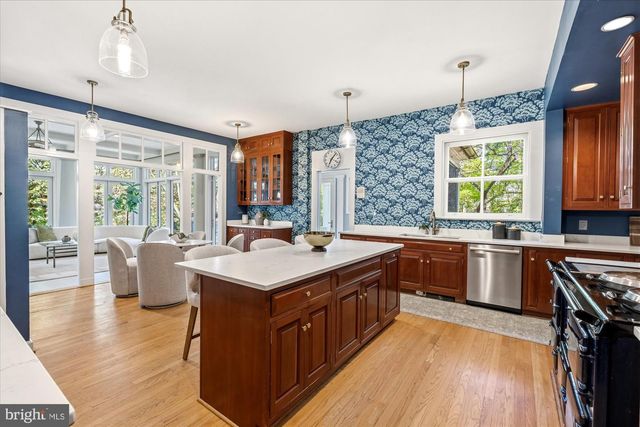 5 CHEVY CHASE CIR, Chevy Chase, MD 20815