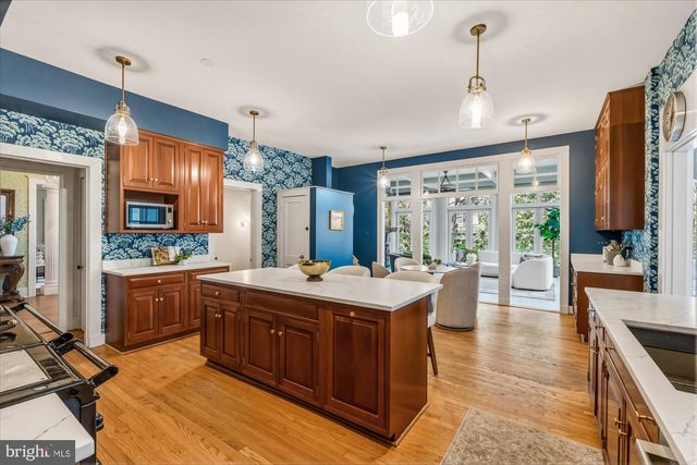 5 CHEVY CHASE CIR, Chevy Chase, MD 20815