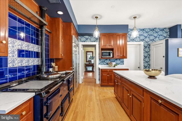 5 CHEVY CHASE CIR, Chevy Chase, MD 20815