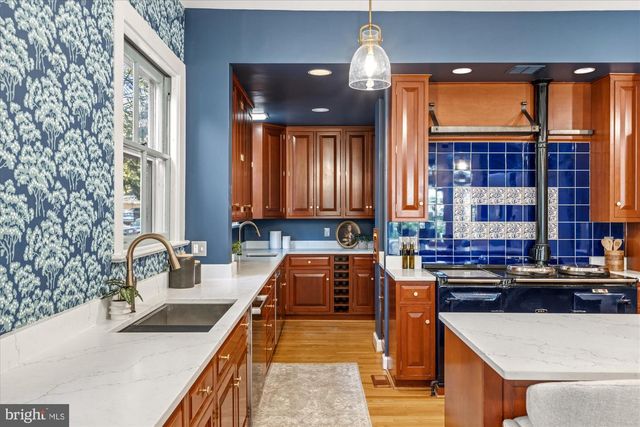 5 CHEVY CHASE CIR, Chevy Chase, MD 20815