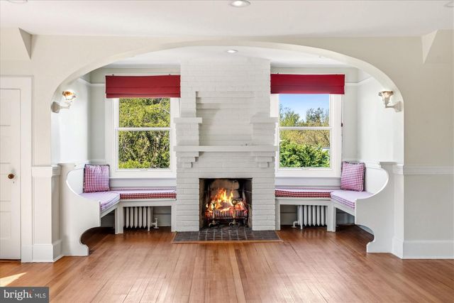 5 CHEVY CHASE CIR, Chevy Chase, MD 20815
