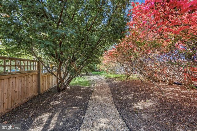 5 CHEVY CHASE CIR, Chevy Chase, MD 20815