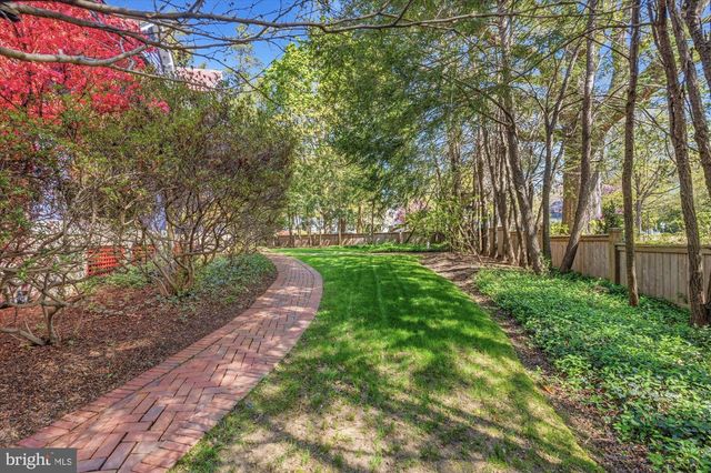 5 CHEVY CHASE CIR, Chevy Chase, MD 20815
