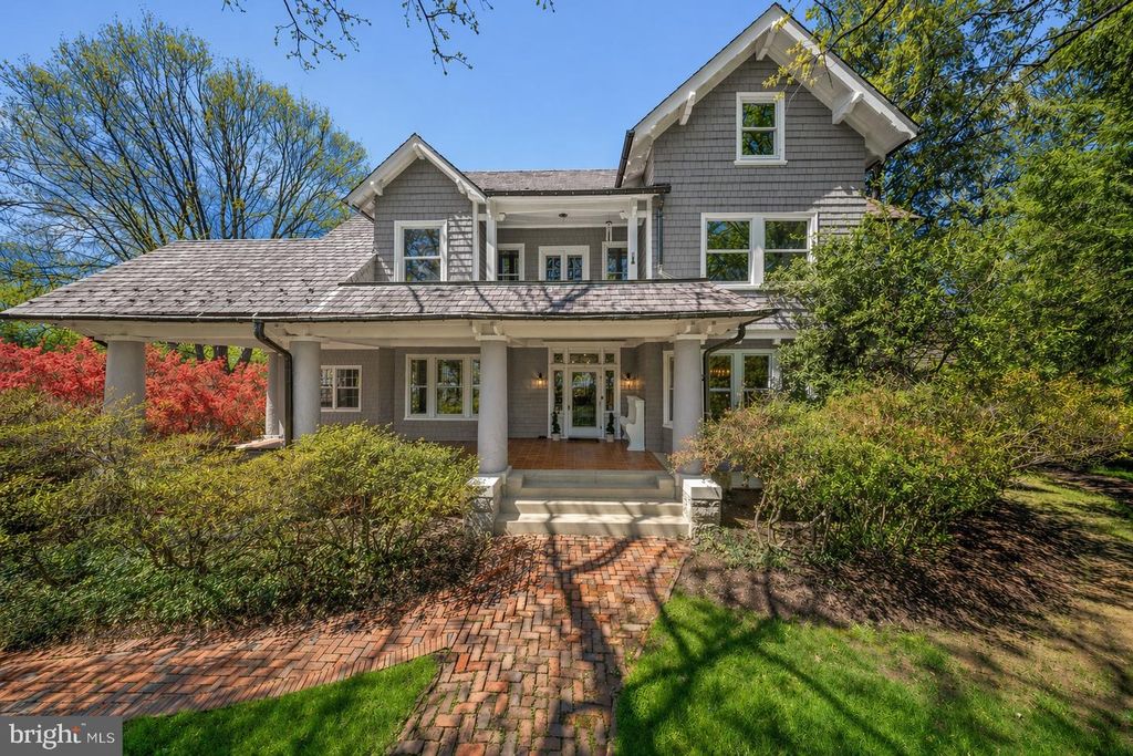 5 CHEVY CHASE CIR, Chevy Chase, MD 20815