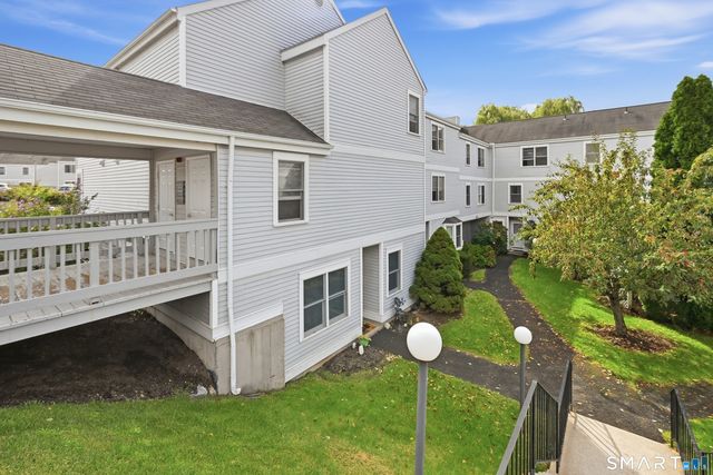 55 Mill Plain Road 32-1, Danbury, CT 06811