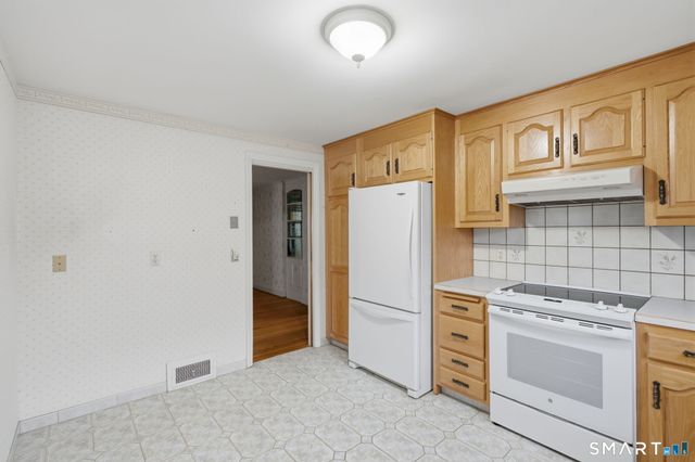 108 Jameswell Road, Wethersfield, CT 06109